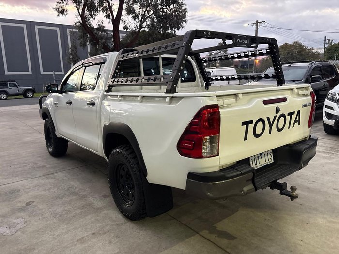 2019 Toyota Hilux SR
