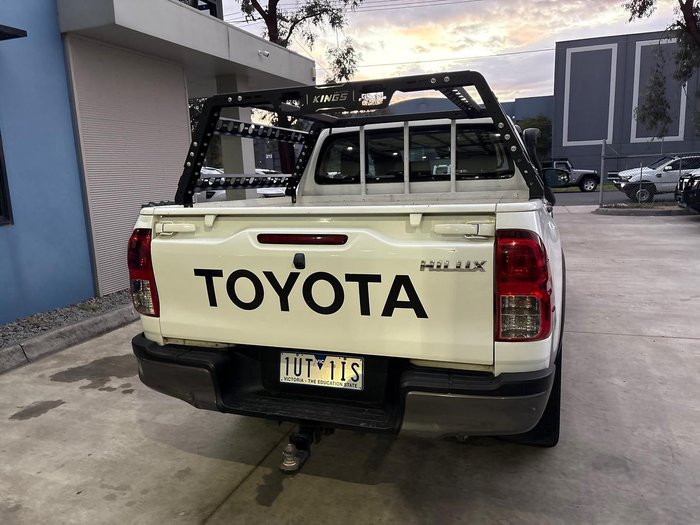 2019 Toyota Hilux SR