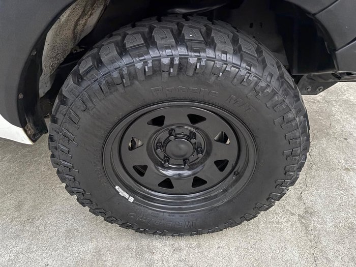 2019 Toyota Hilux SR