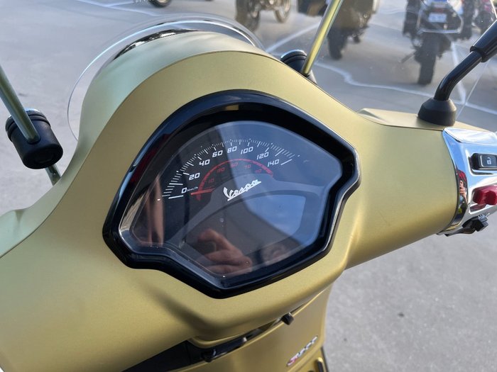 2023 VESPA GTS 300 CLASSIC