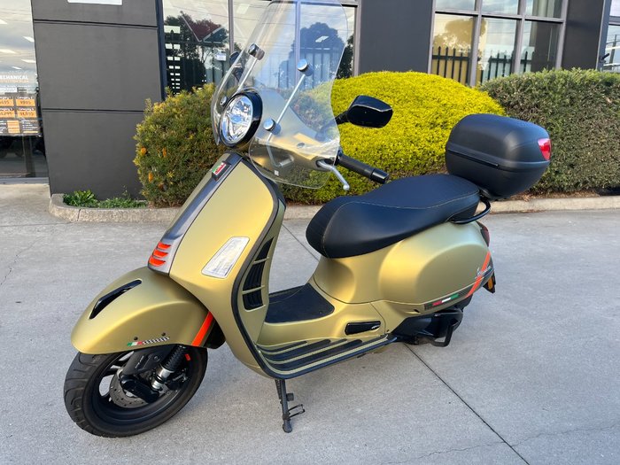 2023 VESPA GTS 300 CLASSIC