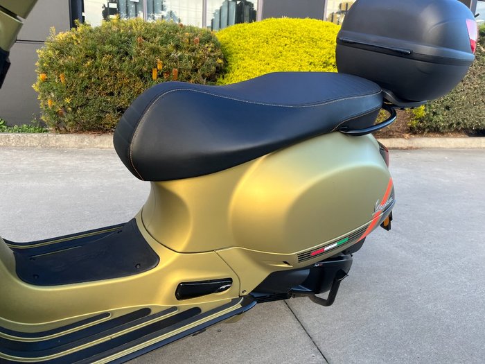 2023 VESPA GTS 300 CLASSIC