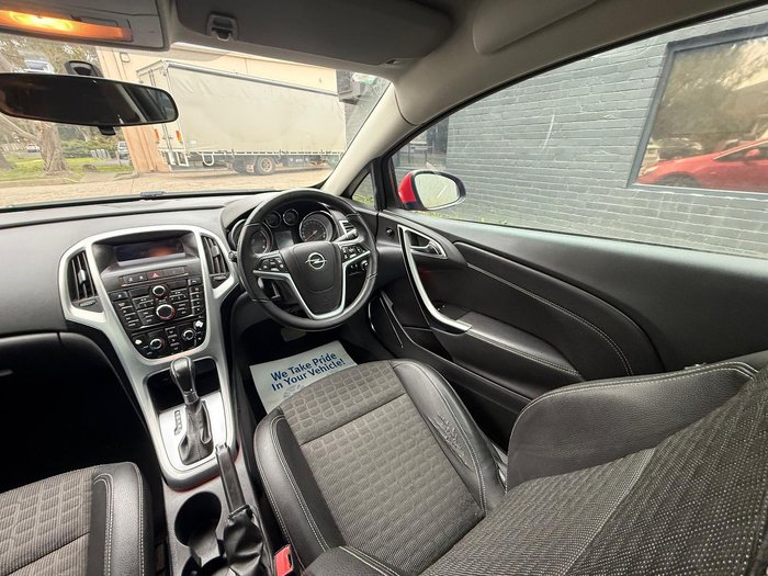 2012 Opel Astra GTC AS Power Red