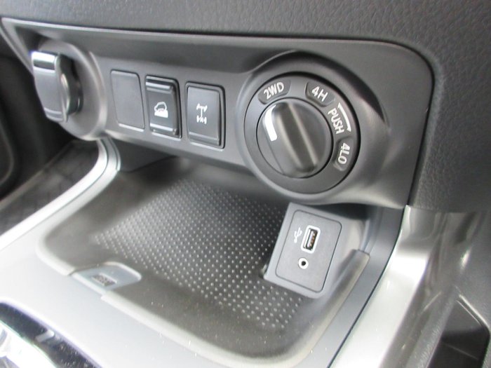 2024 Nissan Navara SL Warrior