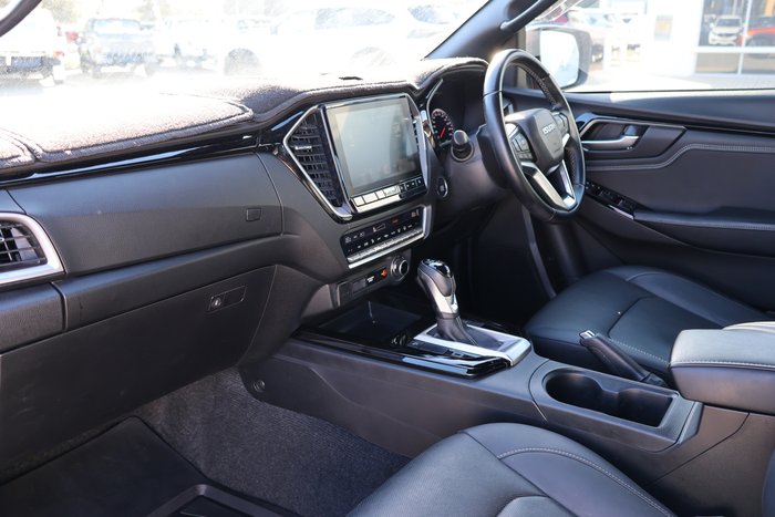 2020 Isuzu D-MAX X-TERRAIN