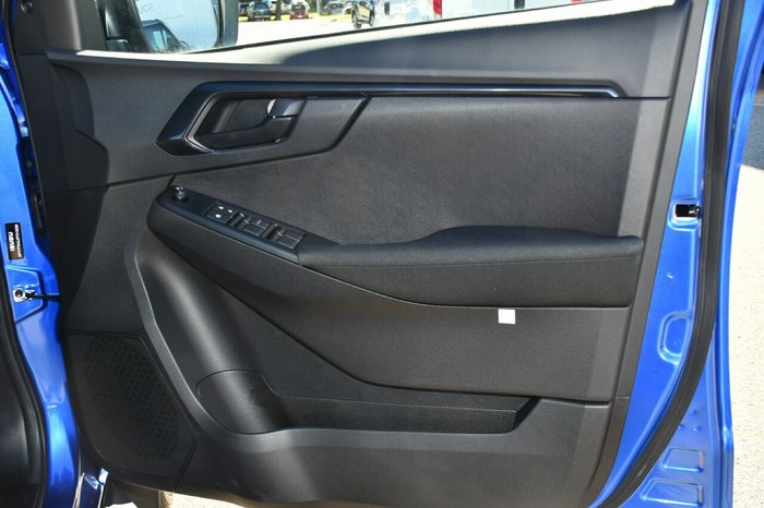 2025 Isuzu D-MAX X-RIDER