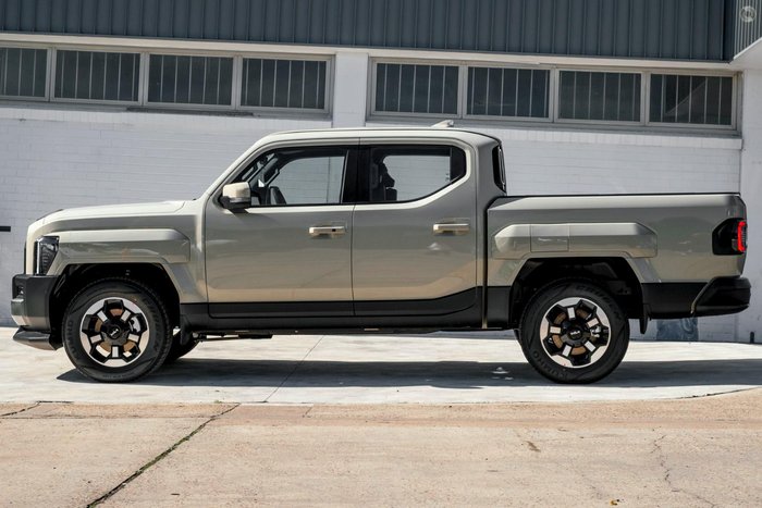 2025 Kia Tasman SX+ TK MY26 4X4 Dual Range Tan Beige