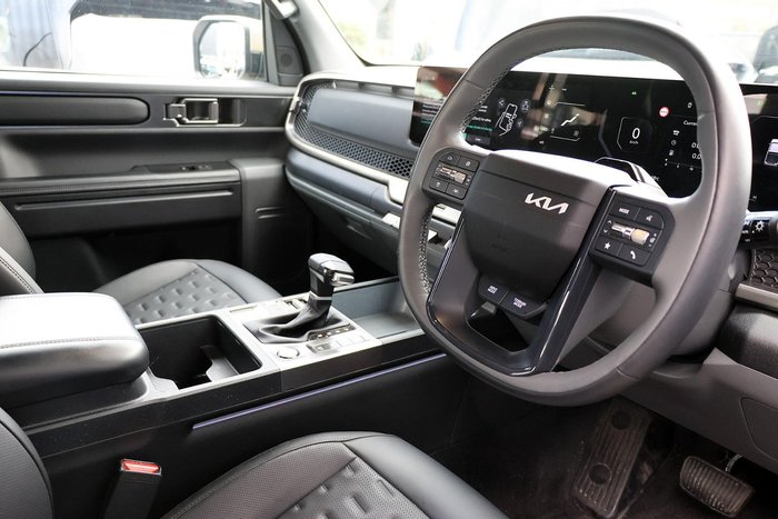 2025 Kia Tasman SX+
