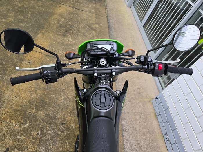 2023 Kawasaki KLX230SM GRAYSTONE/FURNACE ORANGE