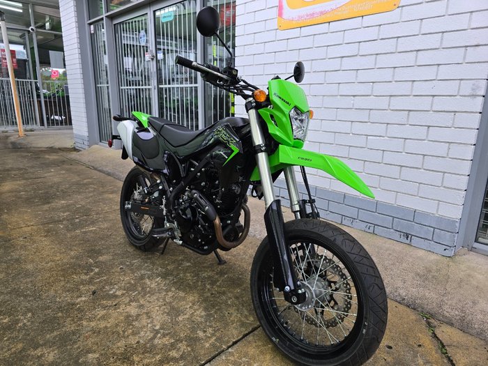 2023 Kawasaki KLX230SM GRAYSTONE/FURNACE ORANGE