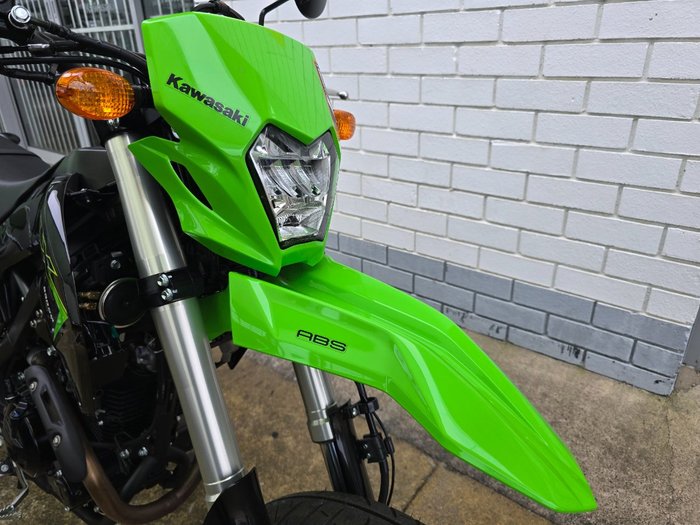 2023 Kawasaki KLX230SM GRAYSTONE/FURNACE ORANGE