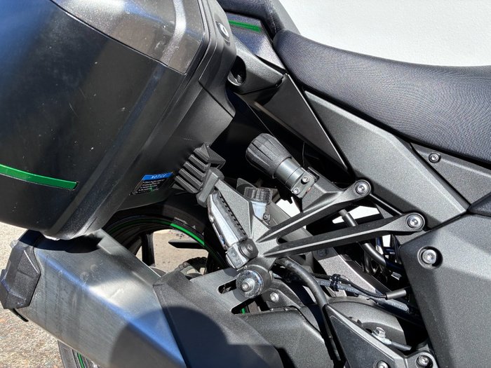 2024 Kawasaki NINJA 1000SX GREEN