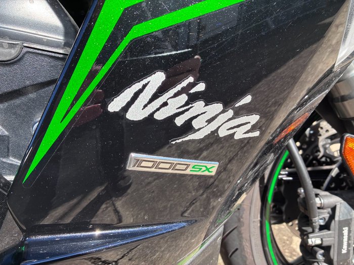 2024 Kawasaki NINJA 1000SX GREEN