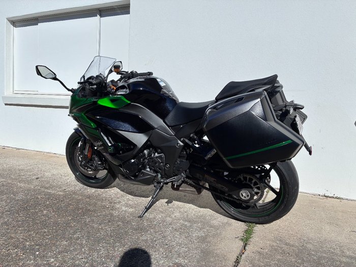 2024 Kawasaki NINJA 1000SX GREEN