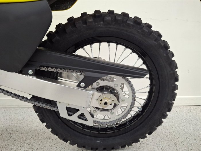 2025 Suzuki DR-Z400E Yellow