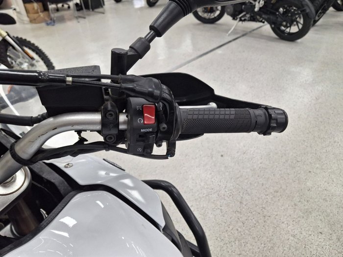 2013 YAMAHA XTZ1200 SUPER TENERE White