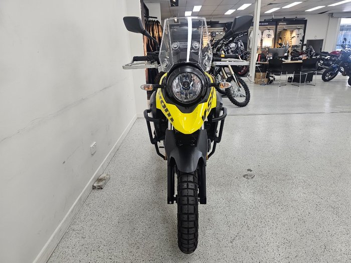2019 Suzuki V-STROM 250 (DL250A) BLACK/YELLOW