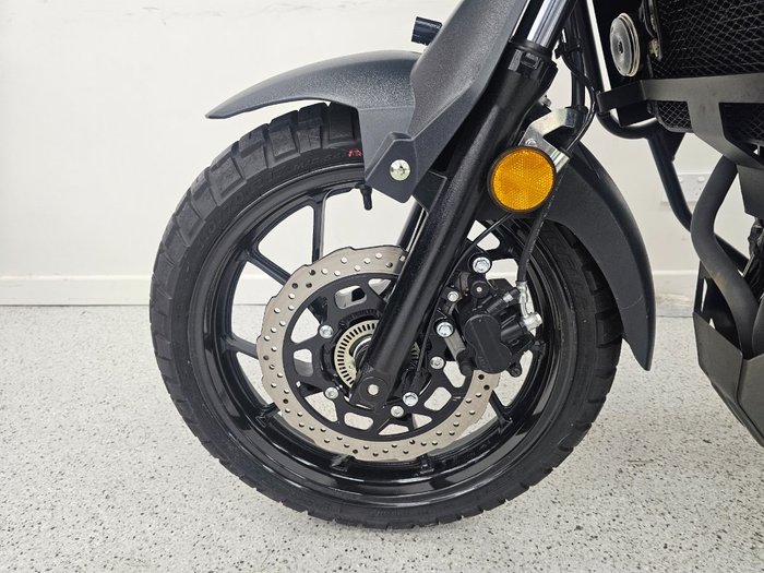 2019 Suzuki V-STROM 250 (DL250A) BLACK/YELLOW