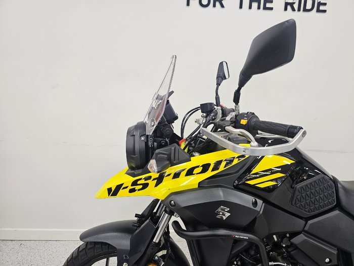 2019 Suzuki V-STROM 250 (DL250A) BLACK/YELLOW