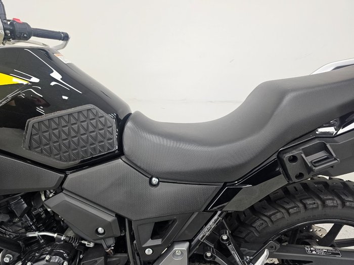 2019 Suzuki V-STROM 250 (DL250A) BLACK/YELLOW