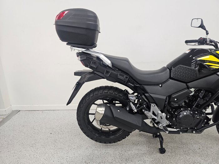 2019 Suzuki V-STROM 250 (DL250A) BLACK/YELLOW