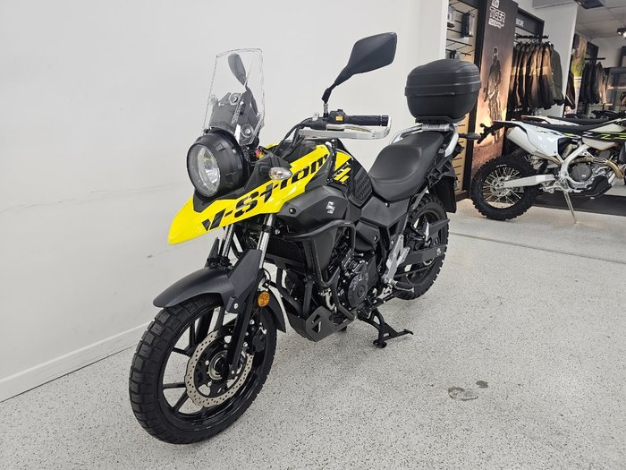 2019 Suzuki V-STROM 250 (DL250A) BLACK/YELLOW