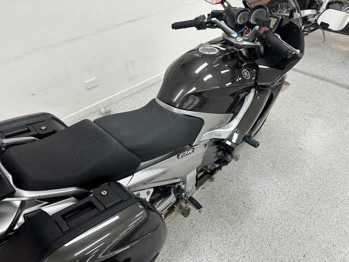 2009 YAMAHA FJR1300A grey