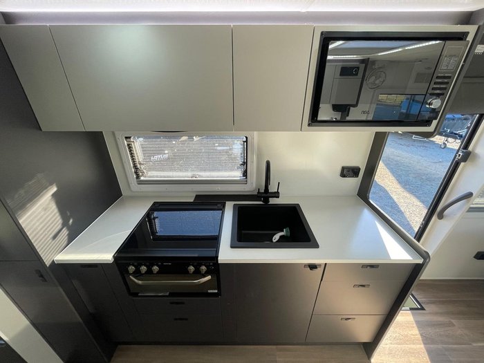 2022 Lotus Caravans 22' Tropper Double Bunk