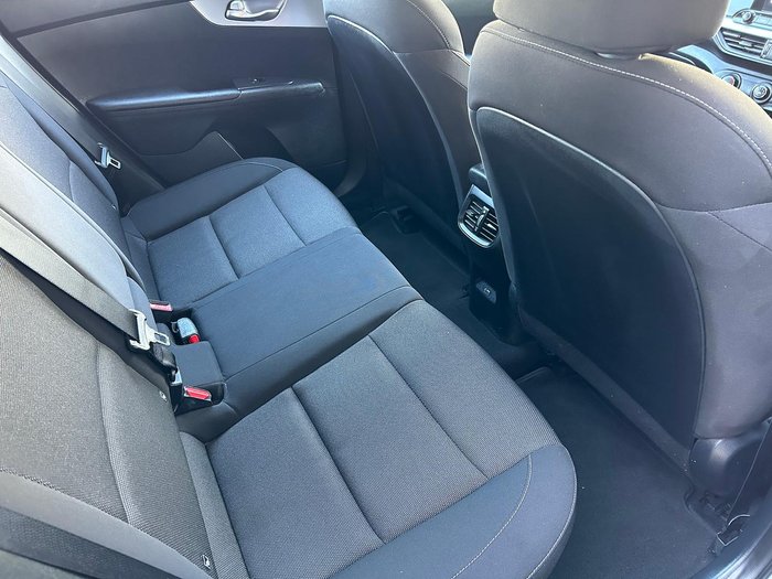 2022 Kia Cerato S BD MY22 Clear White