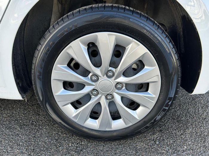 2022 Kia Cerato S BD MY22 Clear White