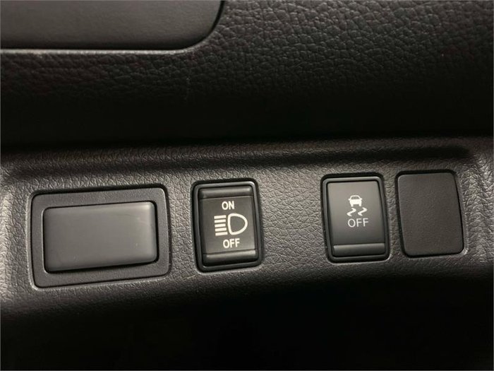 2023 Nissan Navara SL Warrior D23 MY23 4X4 Dual Range Brilliant Silver