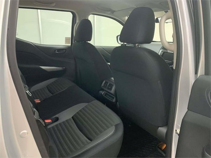 2023 Nissan Navara SL Warrior D23 MY23 4X4 Dual Range Brilliant Silver