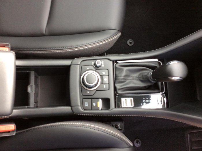 2025 Mazda CX-3 G20 Evolve