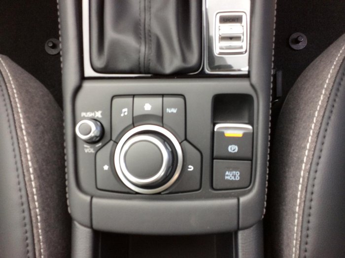 2025 Mazda CX-3 G20 Evolve