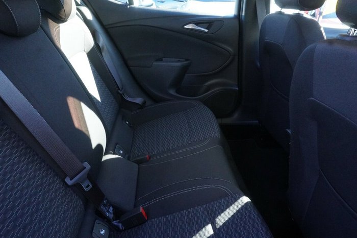 2019 Holden Astra R