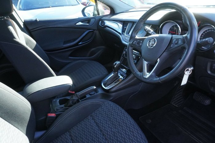 2019 Holden Astra R