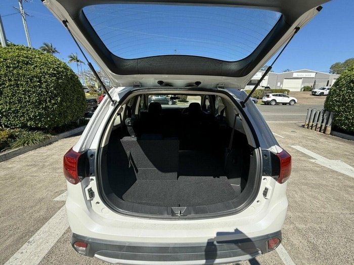 2017 Mitsubishi Outlander ES
