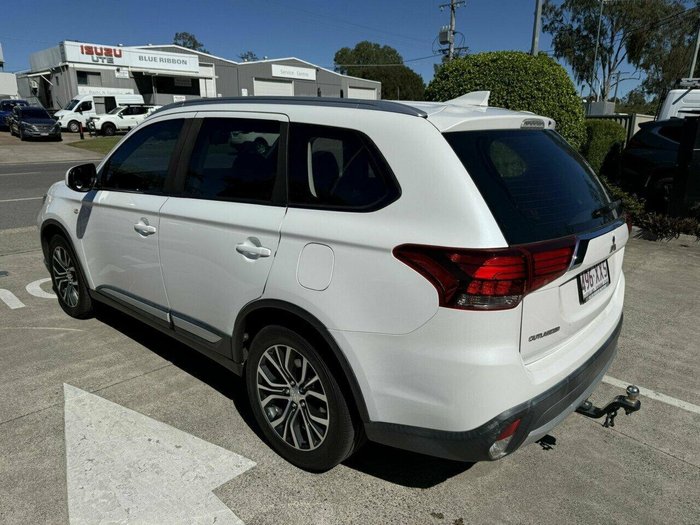2017 Mitsubishi Outlander ES