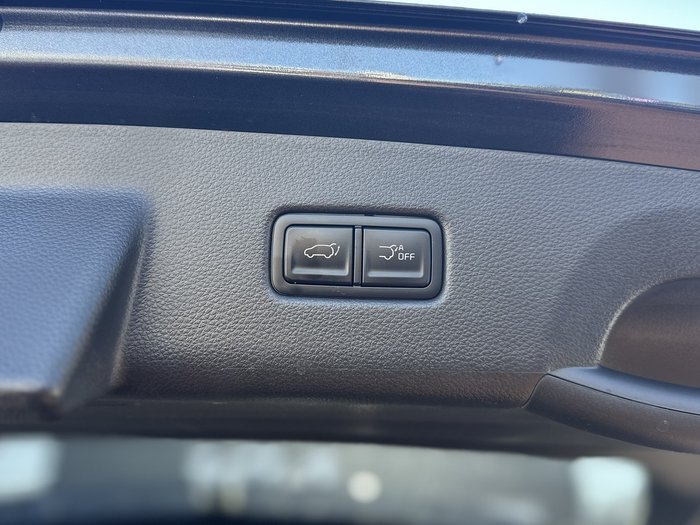 2024 Kia Carnival GT-Line