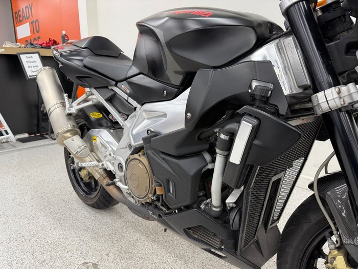 2008 APRILIA RSV 1000 R TUONO Black