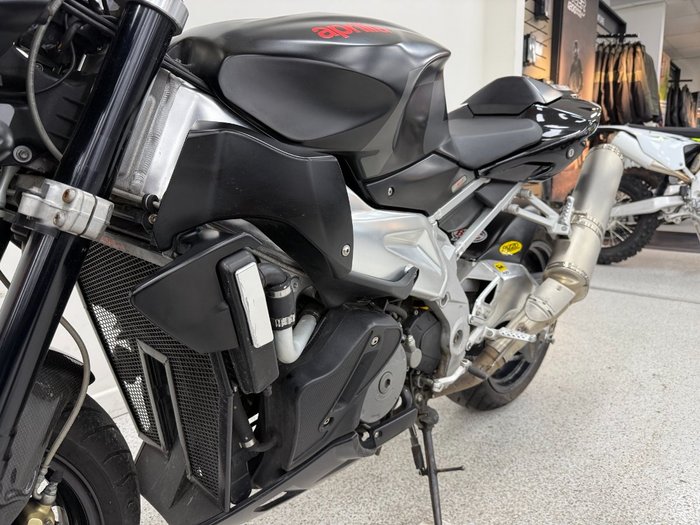 2008 APRILIA RSV 1000 R TUONO Black