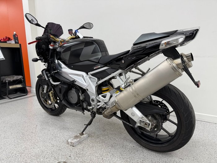 2008 APRILIA RSV 1000 R TUONO Black