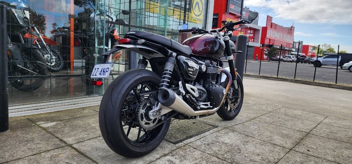 2024 Triumph BONNEVILLE SPEED TWIN 1200 MAROON
