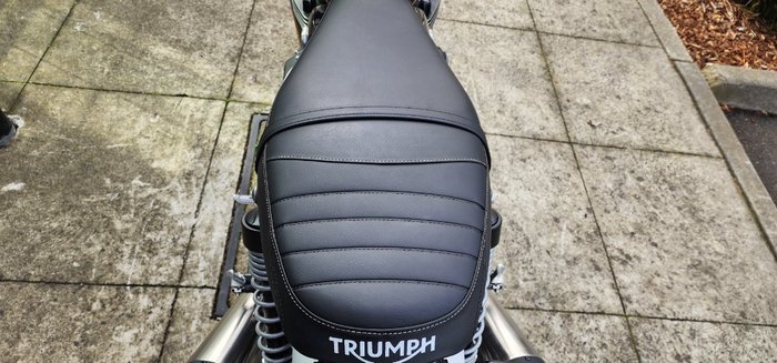 2024 Triumph BONNEVILLE SPEED TWIN 1200 MAROON