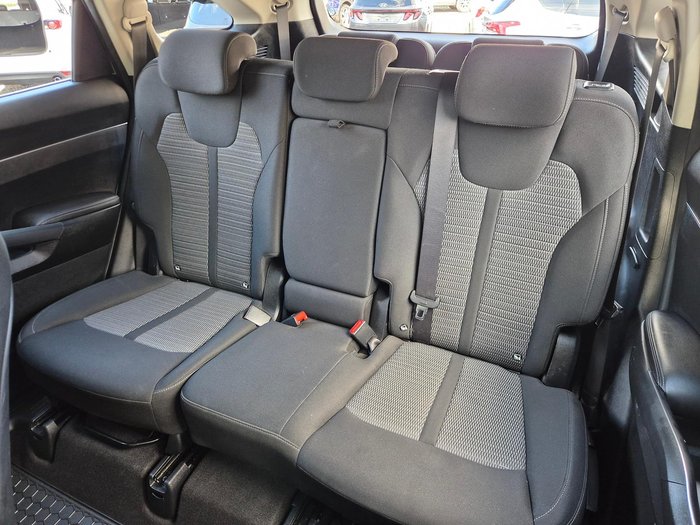 2022 Kia Sorento Sport