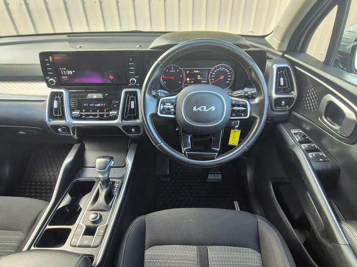 2022 Kia Sorento Sport