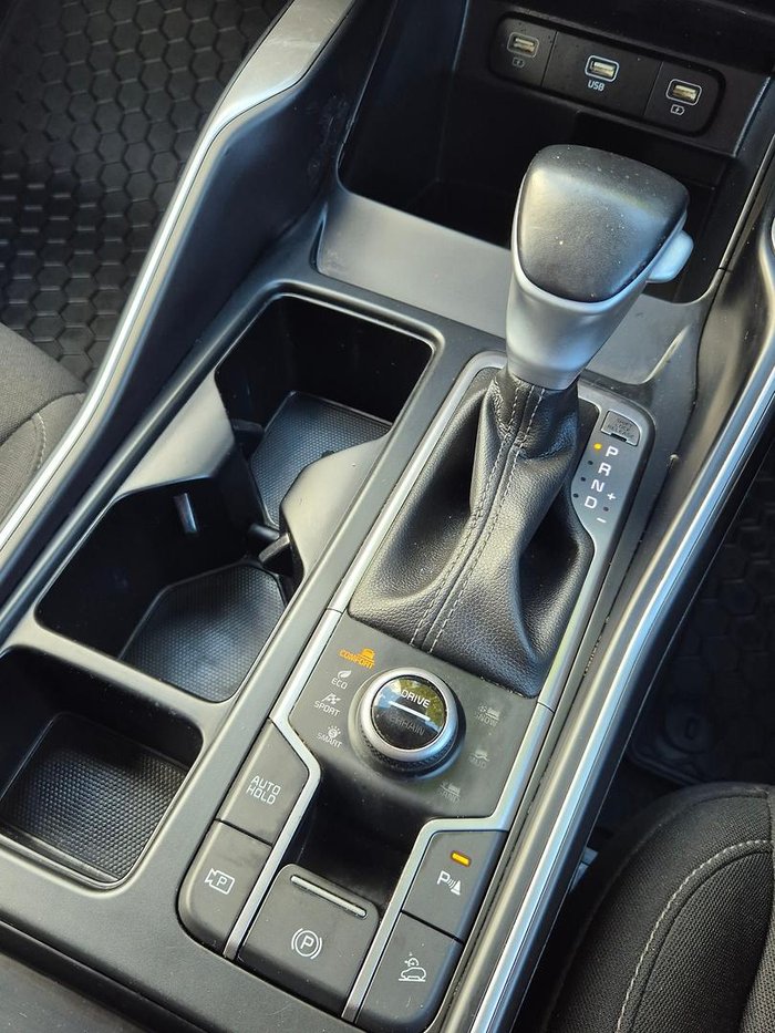 2022 Kia Sorento Sport