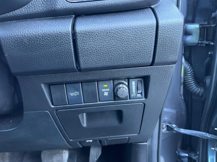 2021 Isuzu MU-X LS-T