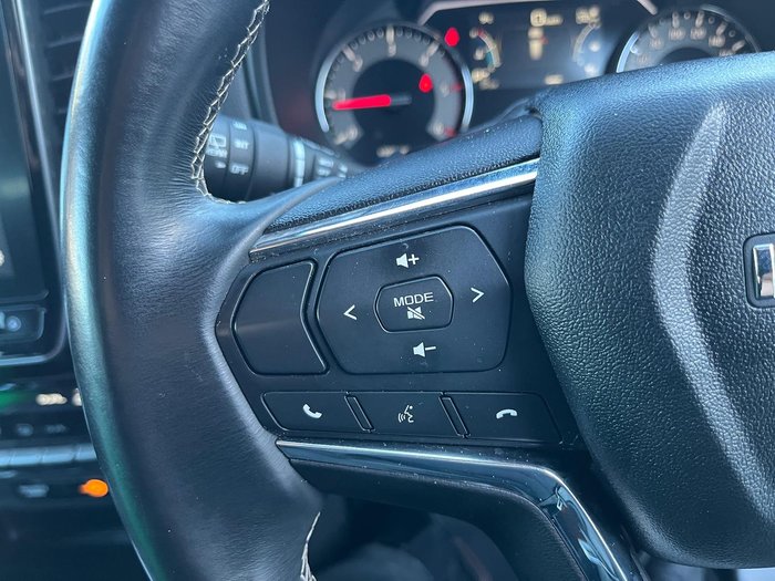2021 Isuzu MU-X LS-T
