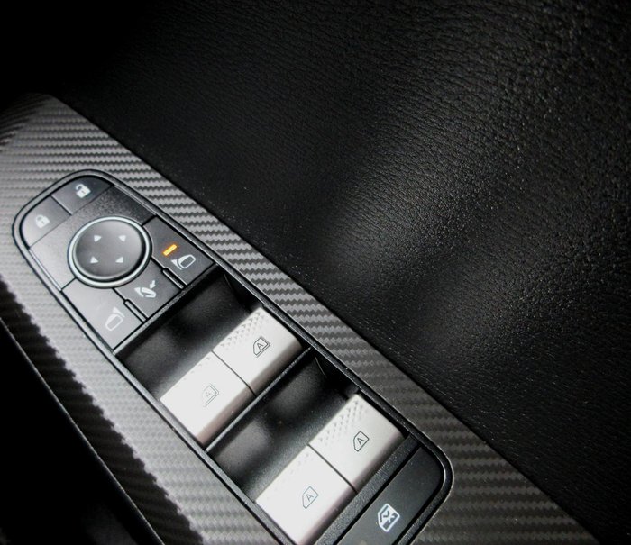2024 Mitsubishi Outlander LS